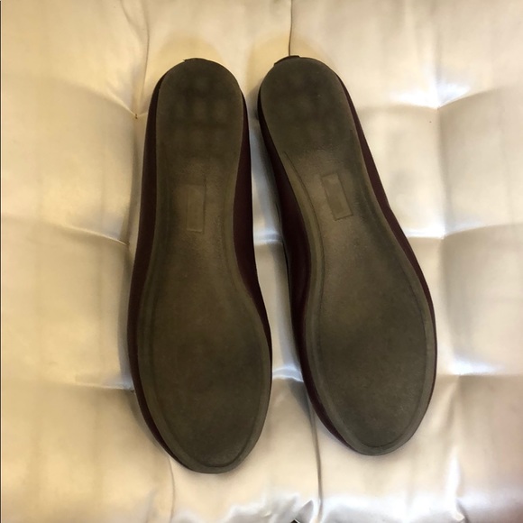 G.H. Bass & Co maroon leather flats - Picture 3 of 4